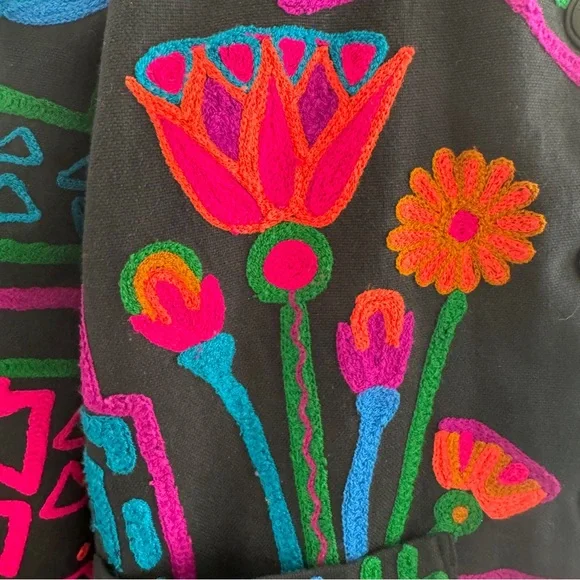 Vintage Boho Embroidered Coat Size Medium - Picture 2 of 9